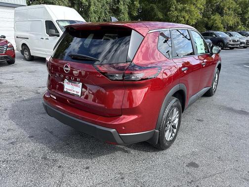 2025 Nissan Rogue S