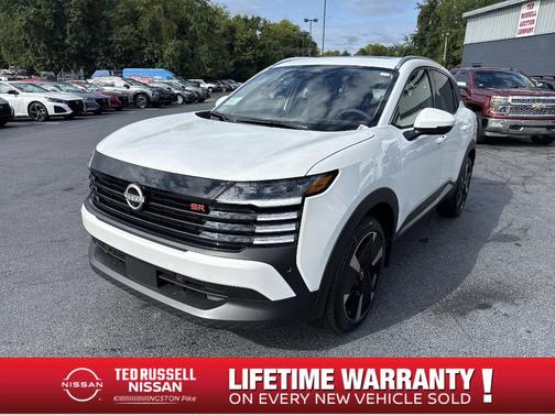 2025 Nissan Kicks SR