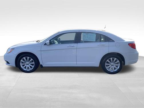 2014 Chrysler 200 Touring
