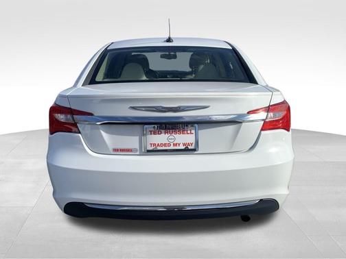 2014 Chrysler 200 Touring