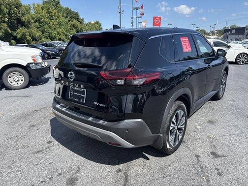 2021 Nissan Rogue SV