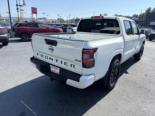 2026 Nissan Frontier SV