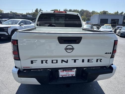 2026 Nissan Frontier SV