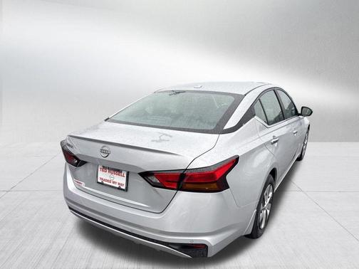 2025 Nissan Altima S