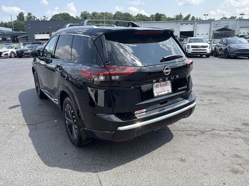 2025 Nissan Rogue Platinum