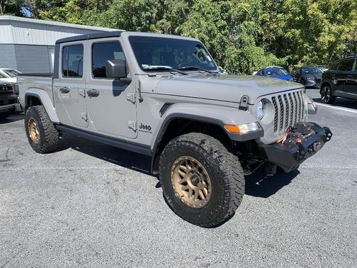 2021 Jeep Gladiator Sport