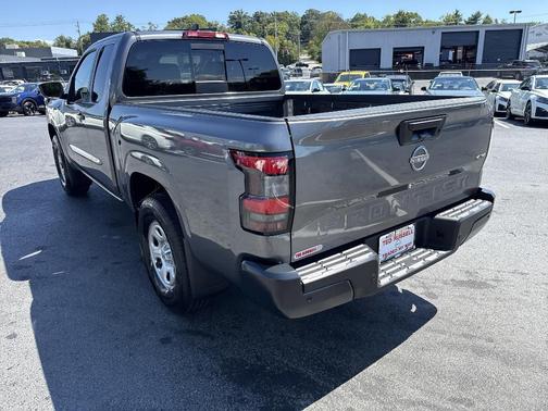 2026 Nissan Frontier S