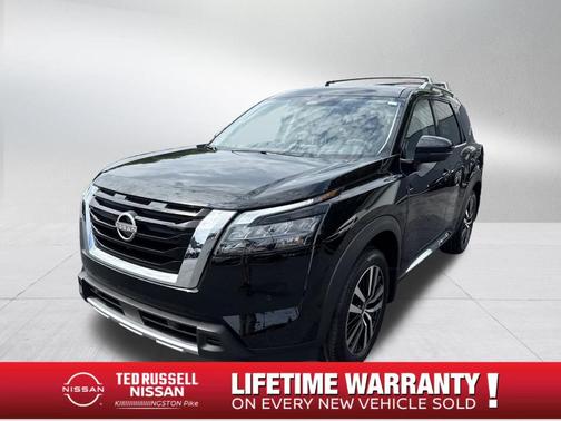 2025 Nissan Pathfinder Platinum