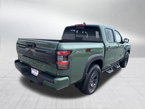 2025 Nissan Frontier PRO-4X