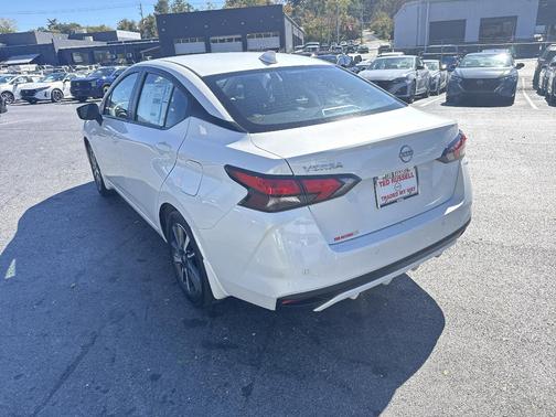2025 Nissan Versa 1.6 SV