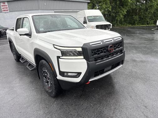 2025 Nissan Frontier PRO-X