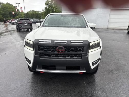 2025 Nissan Frontier PRO-X