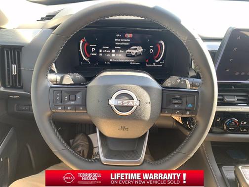 Super Black 2026 Nissan Pathfinder SL