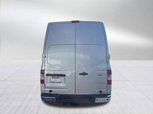 2021 Nissan NV Cargo NV3500 HD SL V6/SL V8