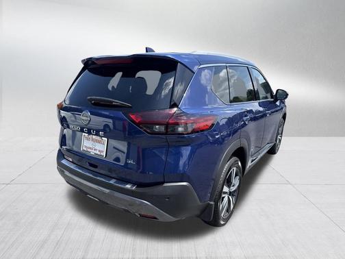 2022 Nissan Rogue SL
