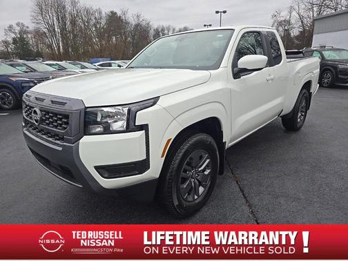 2025 Nissan Frontier SV
