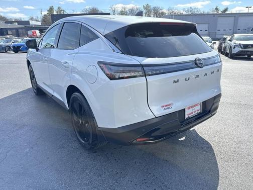 2025 Nissan Murano SV