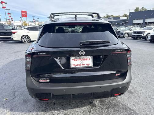 2026 Nissan Kicks SR