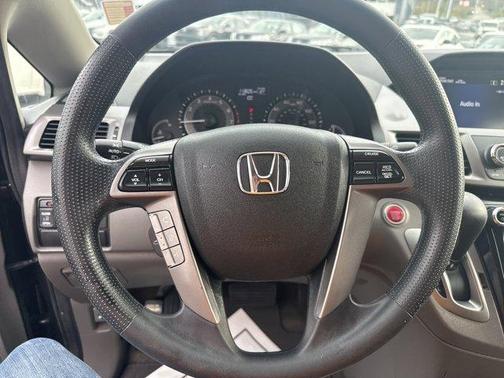 2017 Honda Odyssey SE