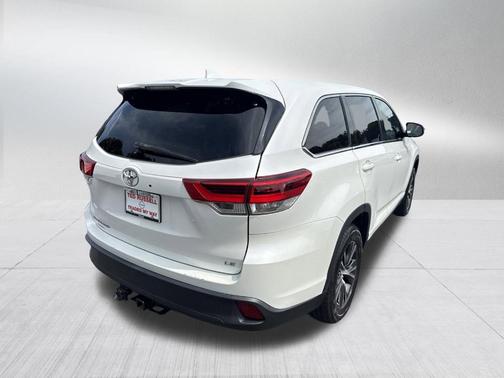 2019 Toyota Highlander LE Plus