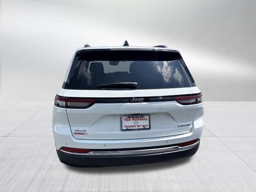 2023 Jeep Grand Cherokee Laredo