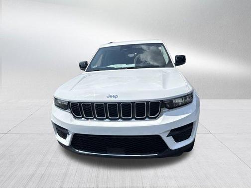 2023 Jeep Grand Cherokee Laredo