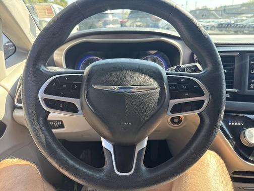 2018 Chrysler Pacifica Touring Plus