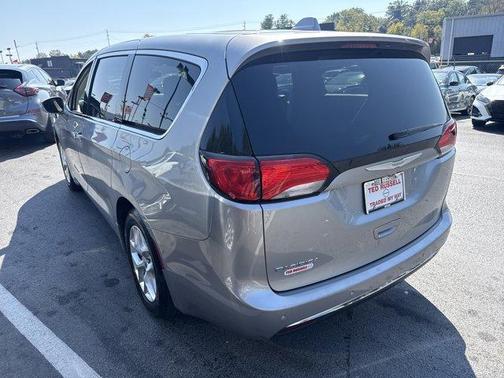 2018 Chrysler Pacifica Touring Plus