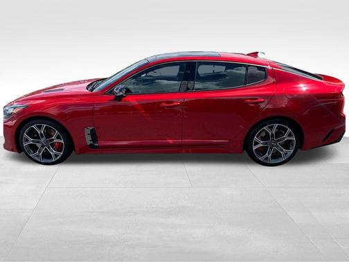 HiChroma Red 2018 Kia Stinger GT2