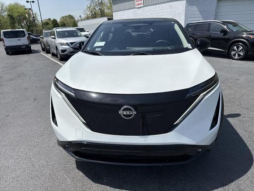 2025 Nissan ARIYA PLATINUM+