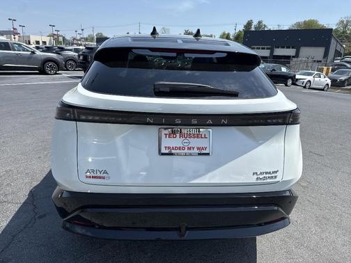 2025 Nissan ARIYA PLATINUM+