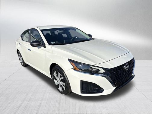 2025 Nissan Altima S