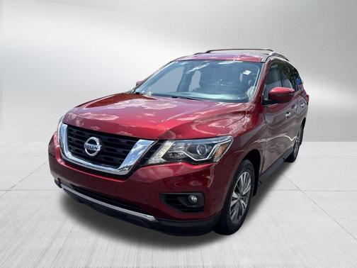 2020 Nissan Pathfinder SV