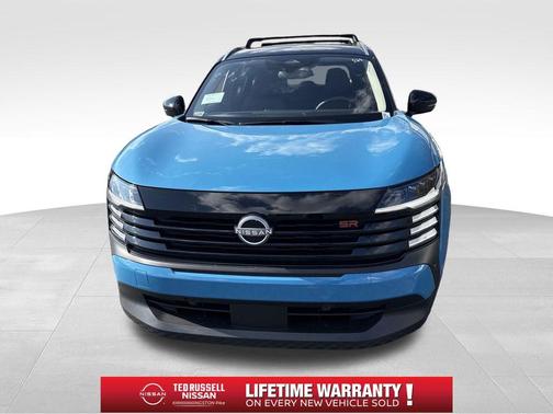 2t Ice Blk Roof 2026 Nissan Kicks SR