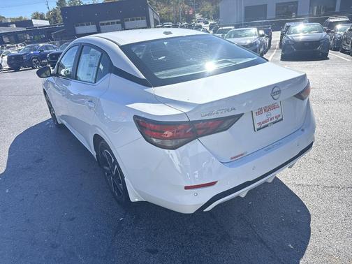 2025 Nissan Sentra SV