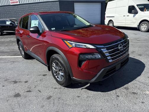 2025 Nissan Rogue S