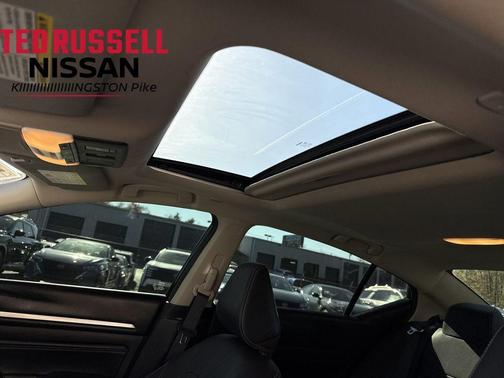 2020 Nissan Altima 2.0 Platinum