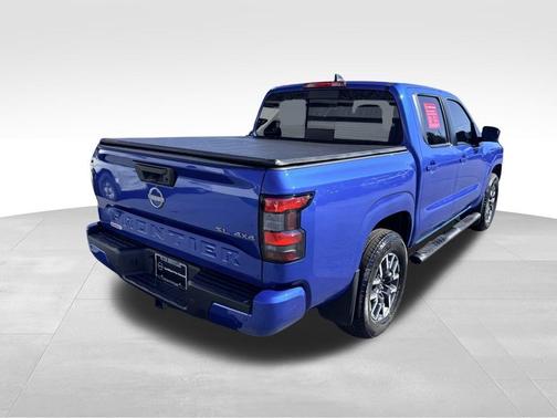 2025 Nissan Frontier SL