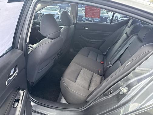 2020 Nissan Altima 2.5 SV