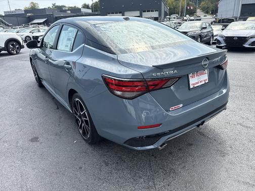 2025 Nissan Sentra SR
