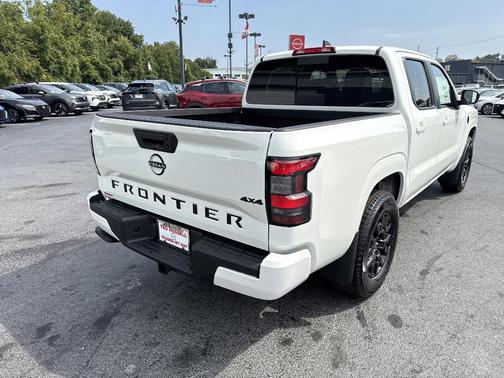 2026 Nissan Frontier SV