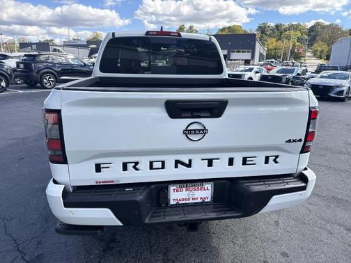 2026 Nissan Frontier SV