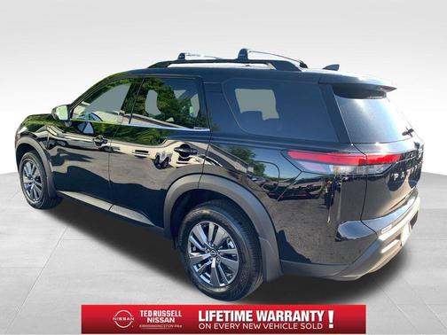 Black 2026 Nissan Pathfinder SV