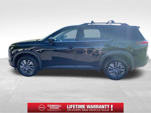 Black 2026 Nissan Pathfinder SV