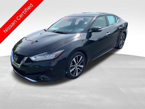 Black 2021 Nissan Maxima SV