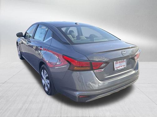 2025 Nissan Altima S