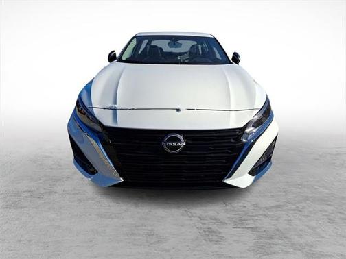 2025 Nissan Altima S FWD