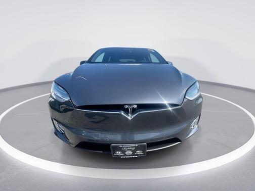 Silver 2018 Tesla Model X 100D