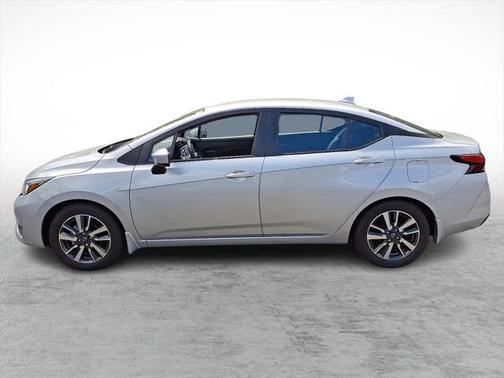 2024 Nissan Versa 1.6 SV