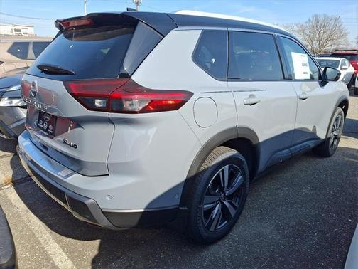 2025 Nissan Rogue SL